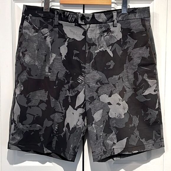 Men’s Calvin Klein Grey/Black Print Shorts Size 38(see measurements) - Picture 1 of 12